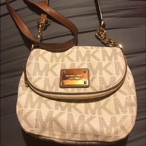 Authentic Michael Kors Crossbody
